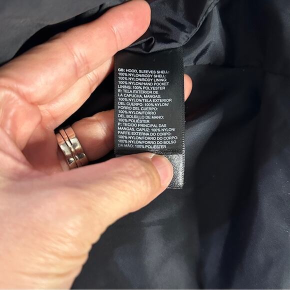 The north face women’s raincoat size small - Picture 6 of 6